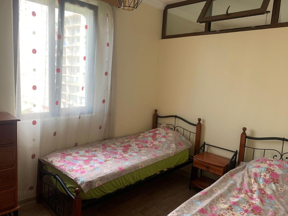 Big, Comfortable Apartment In Batumi Near The Sea Экстерьер фото